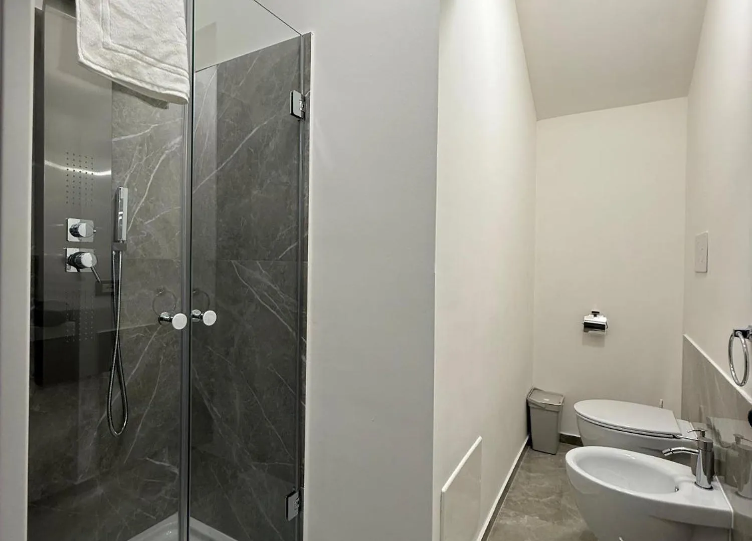 Malu Apartments Palermo 0*,  Italy